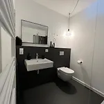 Apartmenthaus Schwingewiesen 2 *