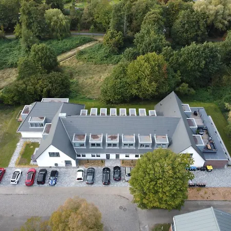 Apartmenthaus Schwingewiesen 2 *